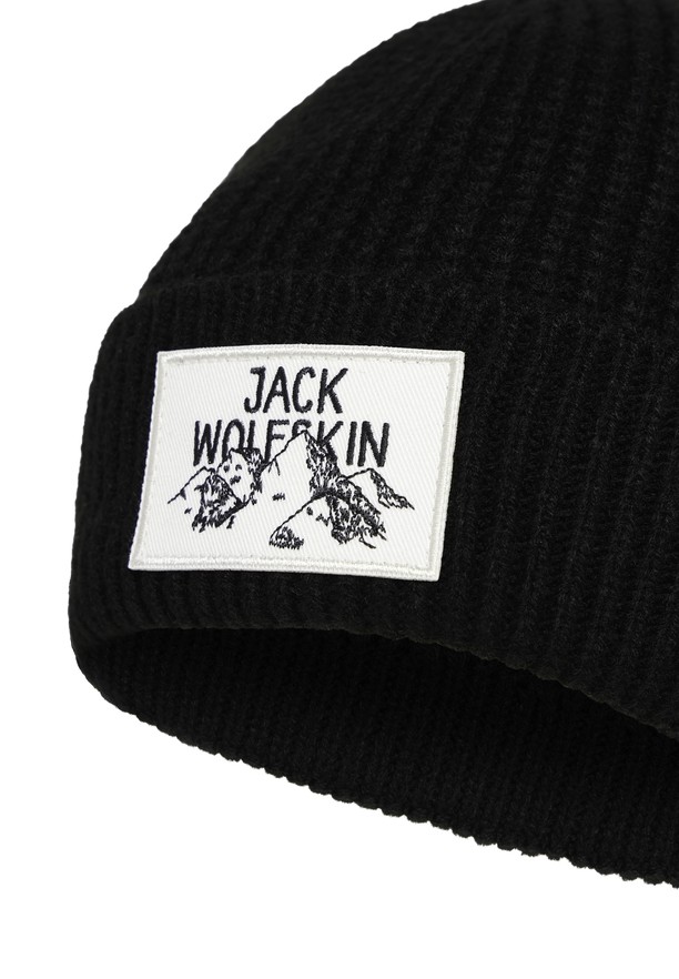 Black Jack Wolfskin Badge Men Beanie | 34637839