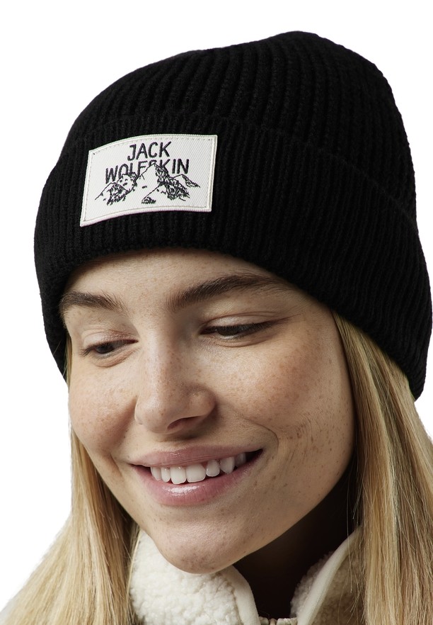 Black Jack Wolfskin Badge Men Beanie | 34637839