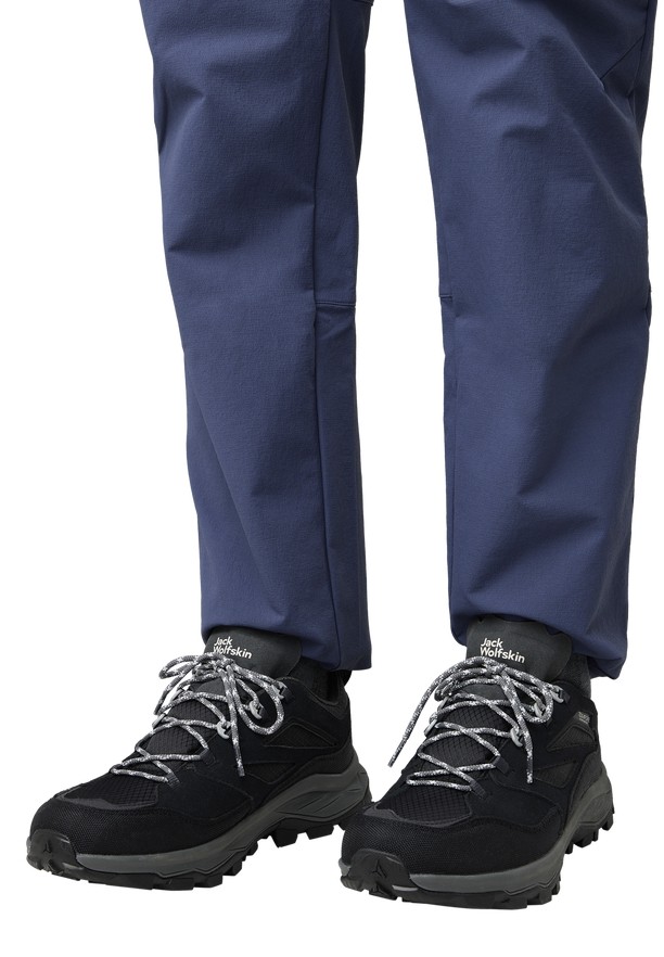 Black Jack Wolfskin Cyrox Texapore Low Men Hiking Shoes | 51412809