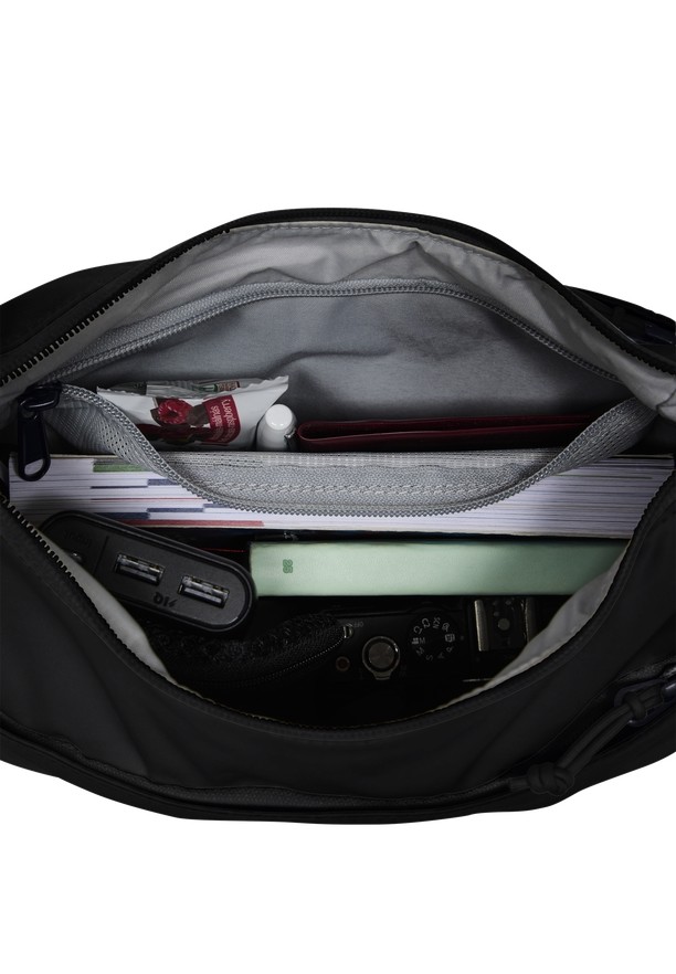 Black Jack Wolfskin Honigberg Men Shoulder Bags | 45344497