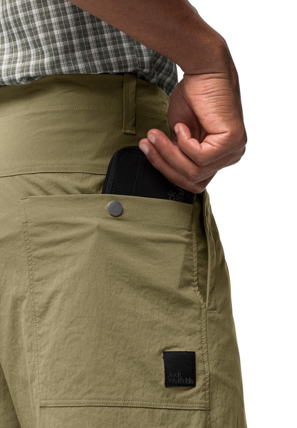 Olive Jack Wolfskin Desert Men Shorts | 92619389