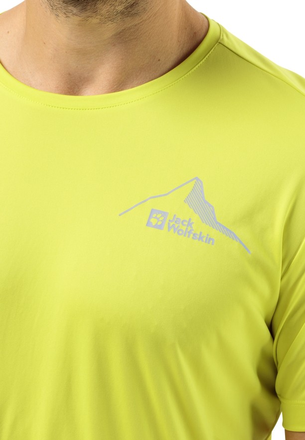 Yellow Jack Wolfskin Peak Graphic Men T Shirts | 89786848